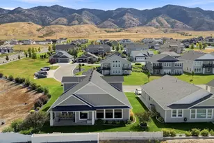 139 N 950 E, Hyde Park, UT 84318 - Photo 5