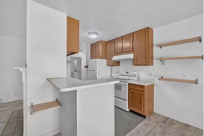 1330 W 6690 S #B103, West Jordan, UT 84084 - Photo 11