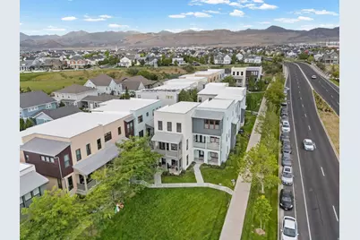 4871 W South Jordan Pkwy, South Jordan, UT 84009 - Photo 33