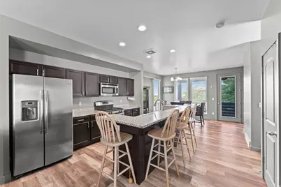 4871 W South Jordan Pkwy, South Jordan, UT 84009 - Photo 11