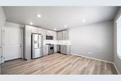 535 N Beaver Ln, Saratoga Springs, UT 84045 - Photo 5