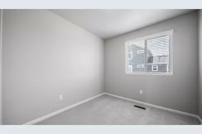 535 N Beaver Ln, Saratoga Springs, UT 84045 - Photo 11