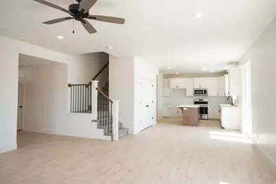 513 W 1800 N, Harrisville, UT 84404 - Photo 3