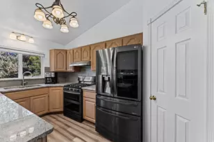 28 S Scott Cir W, Morgan, UT 84050 - Photo 7