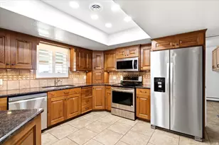 2885 W 700 S, Syracuse, UT 84075 - Photo 9