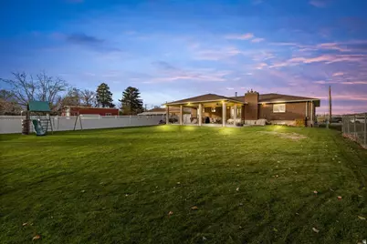 2885 W 700 S, Syracuse, UT 84075 - Photo 53