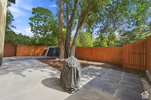 2340 E 3000 S, Salt Lake City, UT 84109 - Photo 39