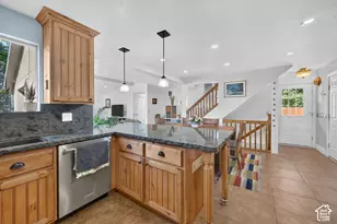 2340 E 3000 S, Salt Lake City, UT 84109 - Photo 9