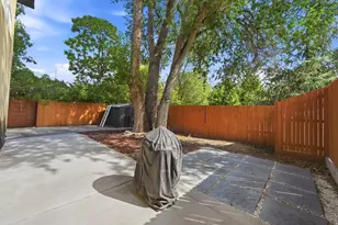 2340 E 3000 S, Salt Lake City, UT 84109 - Photo 39