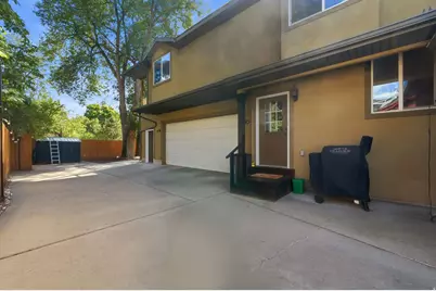2340 E 3000 S, Salt Lake City, UT 84109 - Photo 35