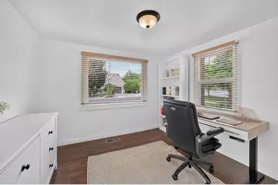 2340 E 3000 S, Salt Lake City, UT 84109 - Photo 27