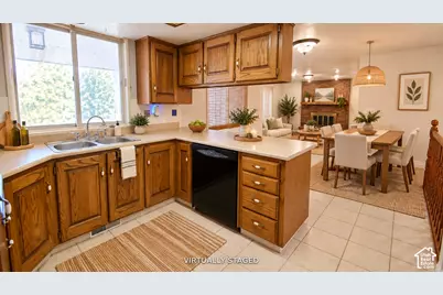 2455 S Bluff Rd, Syracuse, UT 84075 - Photo 3
