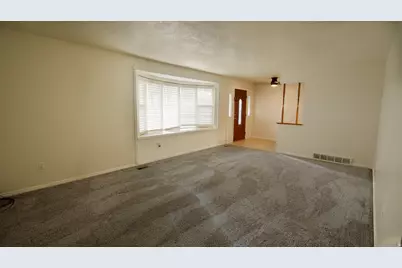 2455 S Bluff Rd, Syracuse, UT 84075 - Photo 9