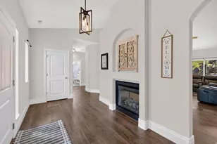 2042 W 2185 S, Woods Cross, UT 84087 - Photo 3