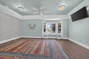 2042 W 2185 S, Woods Cross, UT 84087 - Photo 11