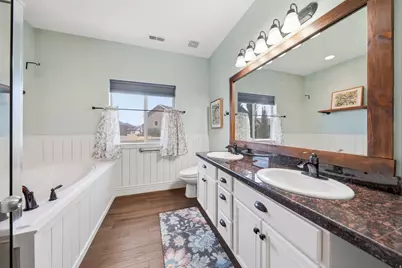 2042 W 2185 S, Woods Cross, UT 84087 - Photo 13