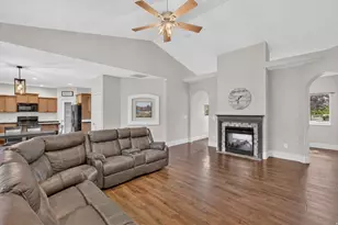 2042 W 2185 S, Woods Cross, UT 84087 - Photo 5