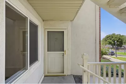 1360 W 6690 S #E102, West Jordan, UT 84084 - Photo 13