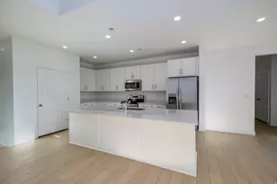 1528 W Everblooming Dr, Saratoga Springs, UT 84045 - Photo 9