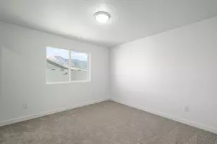 1528 W Everblooming Dr, Saratoga Springs, UT 84045 - Photo 13