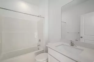 1528 W Everblooming Dr, Saratoga Springs, UT 84045 - Photo 3
