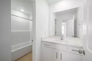 1528 W Everblooming Dr, Saratoga Springs, UT 84045 - Photo 15