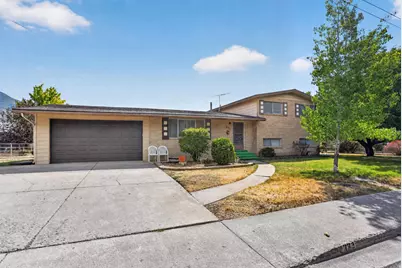 333 W Maple St, Mapleton, UT 84664 - Photo 1