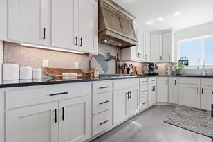 1027 W Seasons View Ct, Lehi, UT 84048 - Photo 9