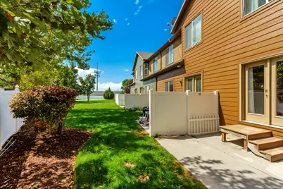 7903 S Spring Station Way E, Midvale, UT 84047 - Photo 29