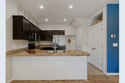 7903 S Spring Station Way E, Midvale, UT 84047 - Photo 5