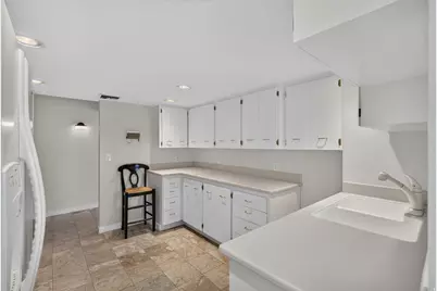 241 N Vine St #402 W, Salt Lake City, UT 84103 - Photo 11