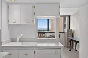 241 N Vine St, Salt Lake City, UT 84103 - Photo 13