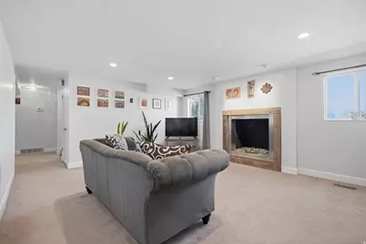 1540 N 675 W, West Bountiful, UT 84087 - Photo 17