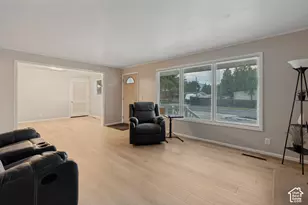 927 E 5650 S, Murray, UT 84121 - Photo 11