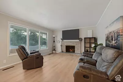 927 E 5650 S, Murray, UT 84121 - Photo 7
