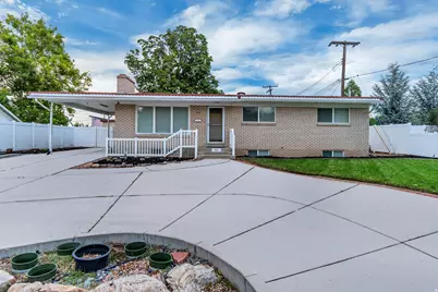 927 E 5650 S, Murray, UT 84121 - Photo 1