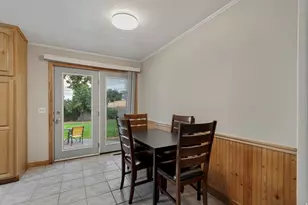 927 E 5650 S, Murray, UT 84121 - Photo 3
