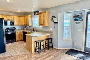 911 N Blackberry Dr, Garden City, UT 84028 - Photo 11