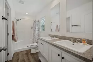 935 E 3000 N, Layton, UT 84040 - Photo 11