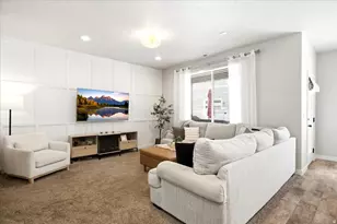 288 S 600 W, Centerville, UT 84014 - Photo 3