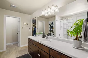 288 S 600 W, Centerville, UT 84014 - Photo 27