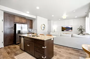 288 S 600 W, Centerville, UT 84014 - Photo 11