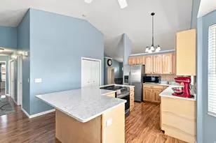 1062 W 200 S, Clearfield, UT 84015 - Photo 9