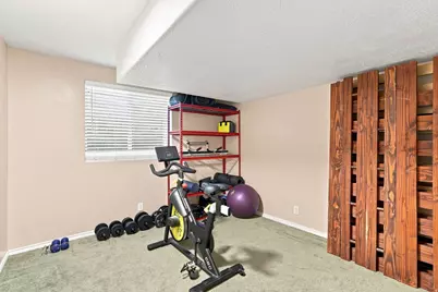 1062 W 200 S, Clearfield, UT 84015 - Photo 21