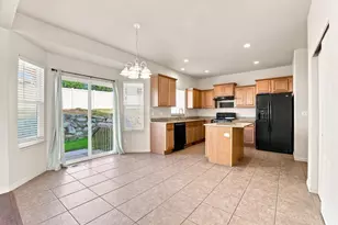 7725 N Willow Ln E, Eagle Mountain, UT 84005 - Photo 9