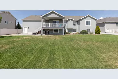 2401 W 2775 N, Farr West, UT 84404 - Photo 25