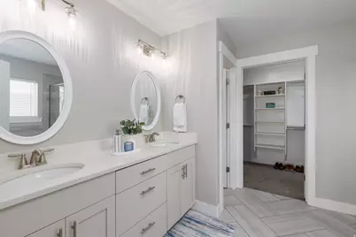 2401 W 2775 N, Farr West, UT 84404 - Photo 15