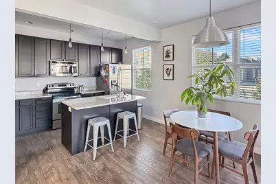 10371 S Roaring Creek Ln, South Jordan, UT 84009 - Photo 11