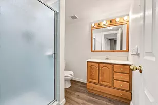 2407 E Country Oaks Dr, Layton, UT 84040 - Photo 35