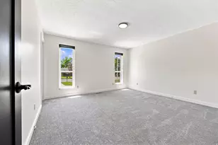 2407 E Country Oaks Dr, Layton, UT 84040 - Photo 19